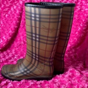Authentic Burberry rain boots